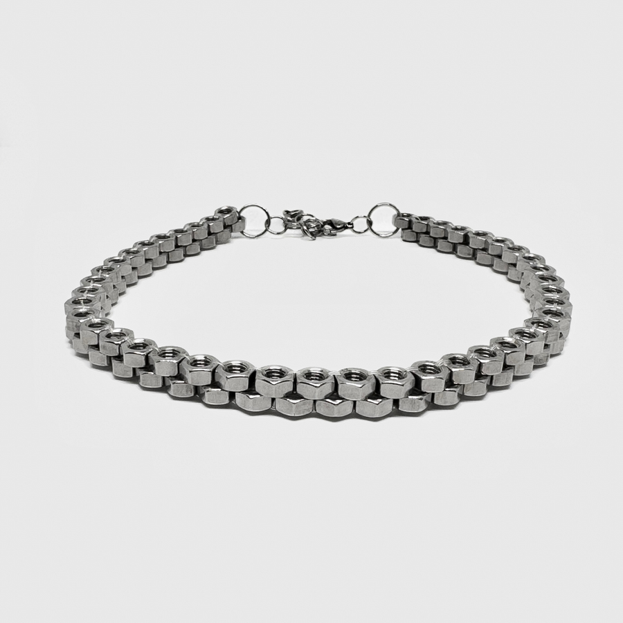 Minimal collar choker necklace in silver