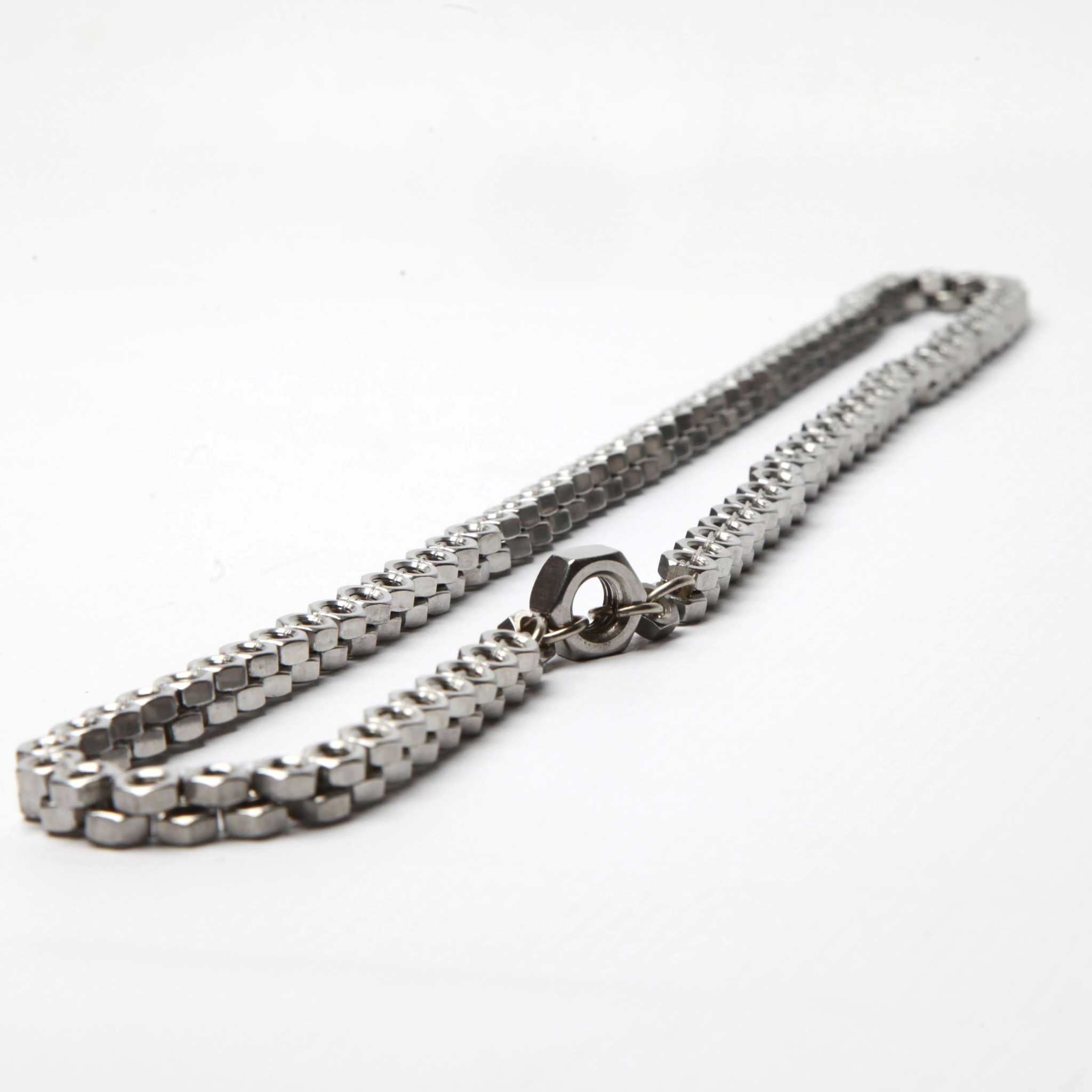 Contemporary silver women necklace