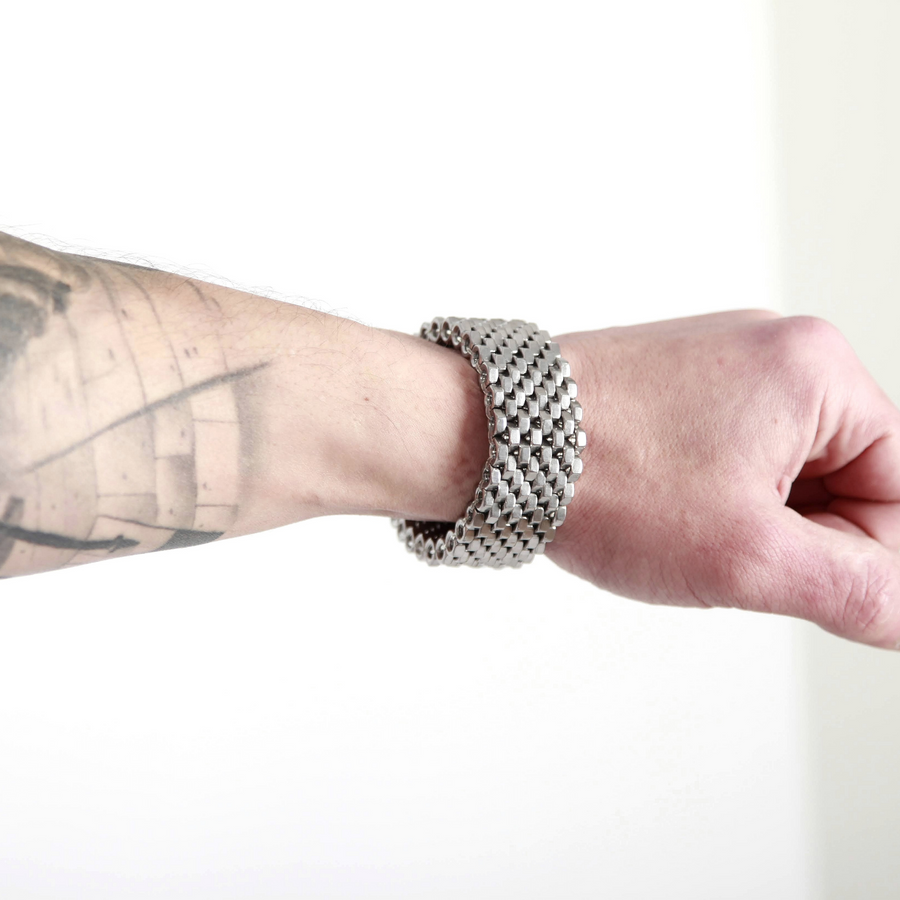 Stunning men bracelet