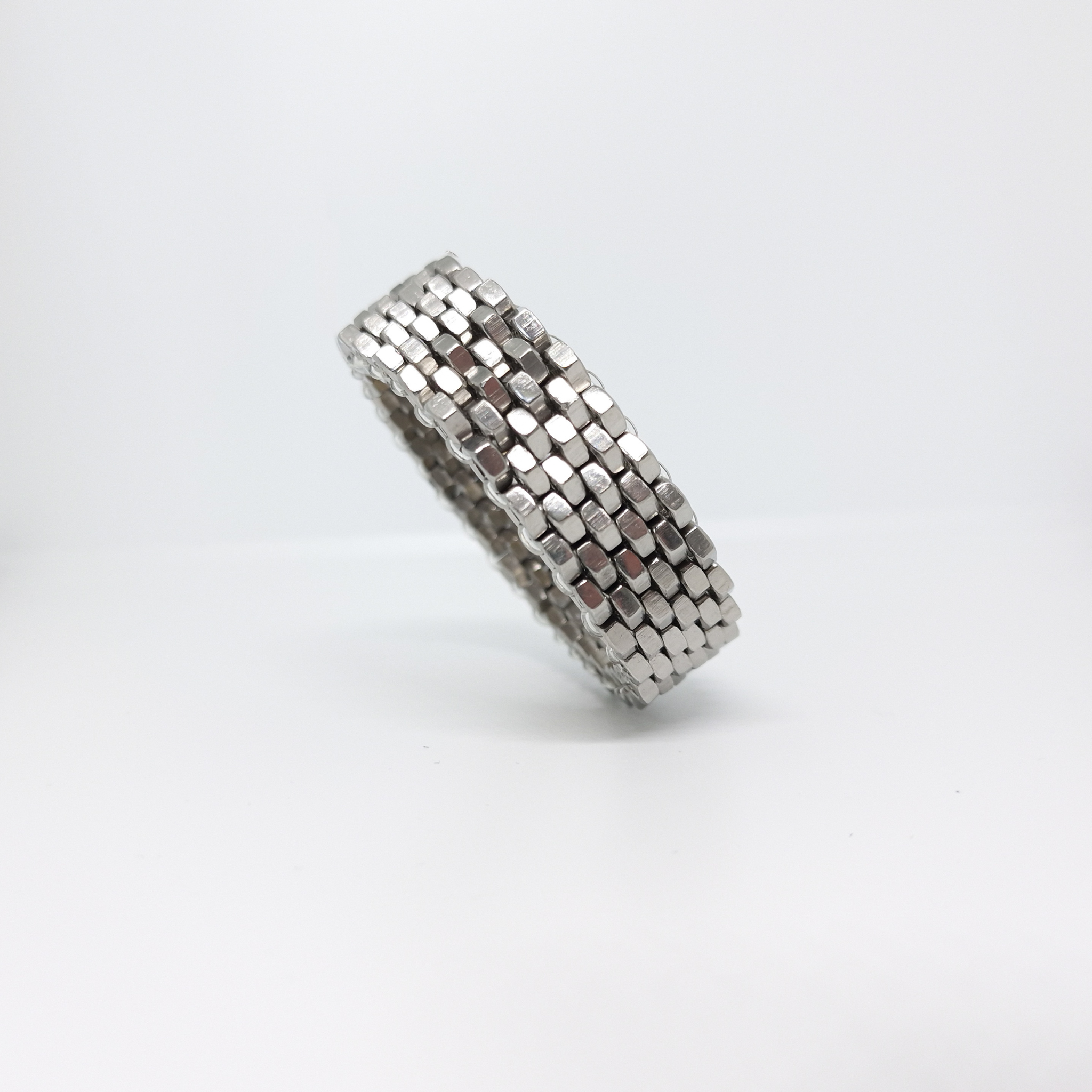 Sustainable modern stainless steel bracelet