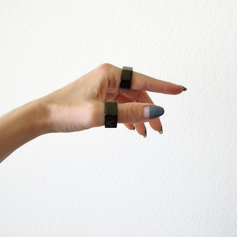 SUSTAINABLE BLACK STAINLESS STEEL RING